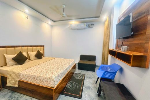 Shivpuri-Hotel-Image